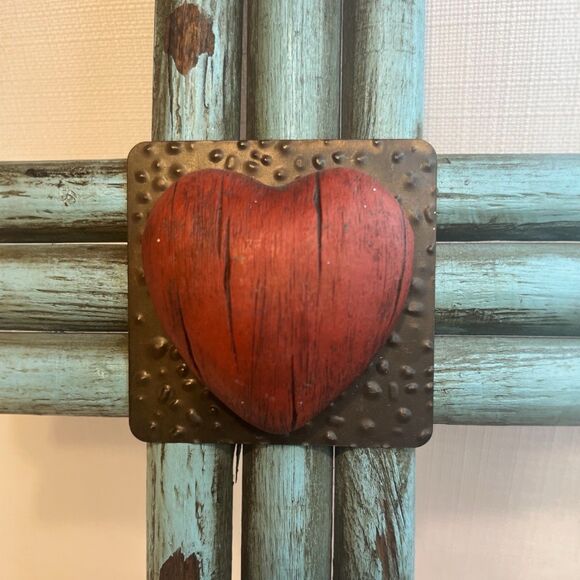 Rustic Wood 16″ Wall Cross Red Heart Accent Farmhouse Southwest Home Decor - Picture 7 of 8